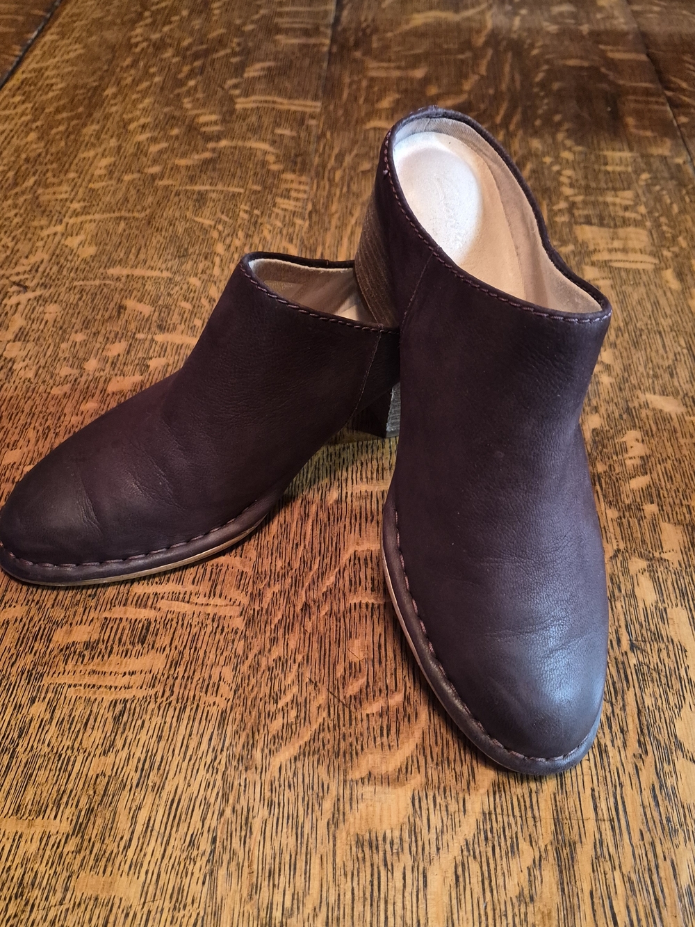 Clarks Women Spiced Isla Aubergine Leather Fashion Mule Size 6